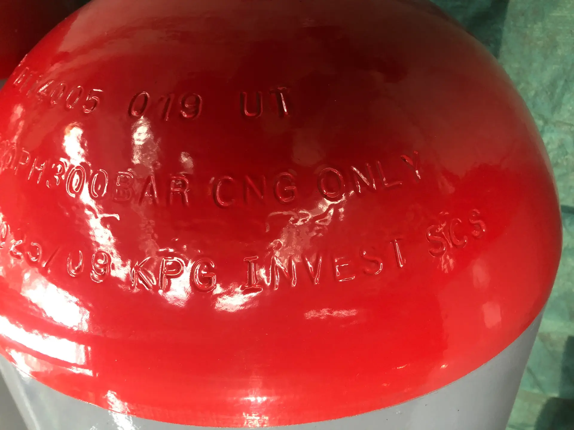 CNG cylinder