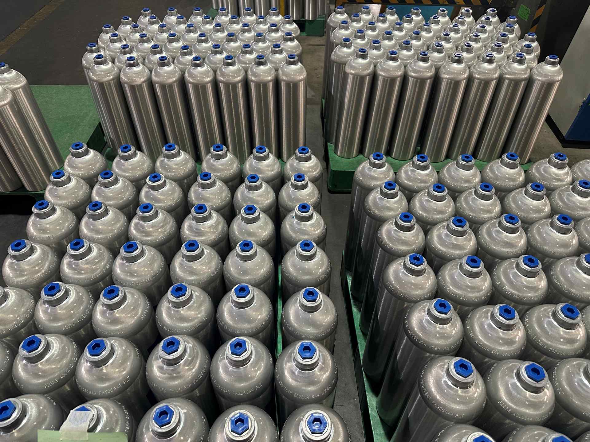 Aluminum cylinder