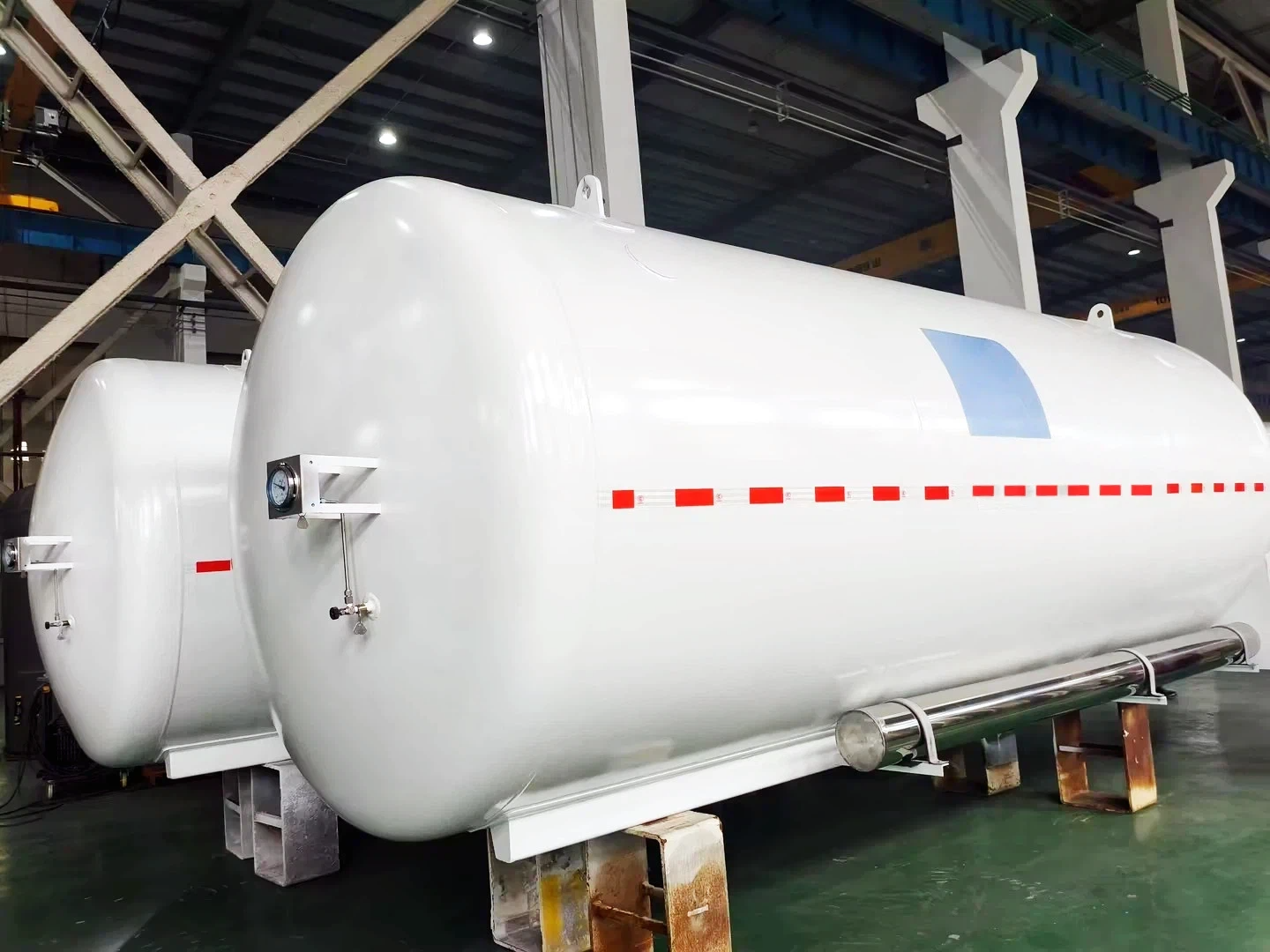 cryogenic road tanker without pump