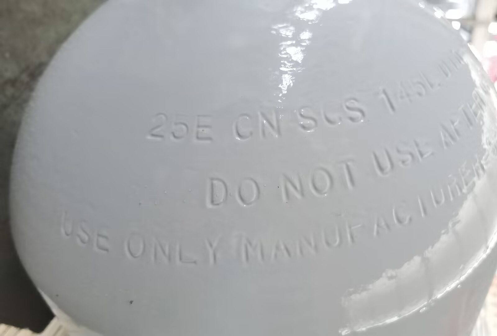 CNG cylinder with ISO11439