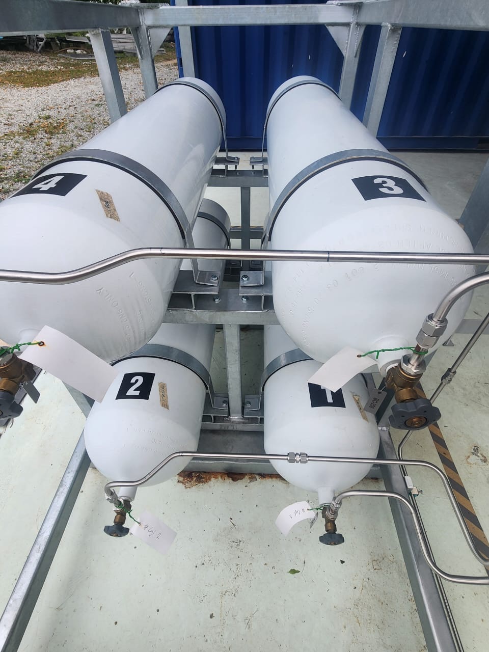 CNG cylinder cascade
